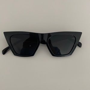 Mosanana Women’s Black Sunglasses BRAND NEW!